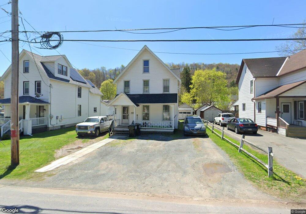 720 Maple Ave, Honesdale, PA 18431 - photo 1