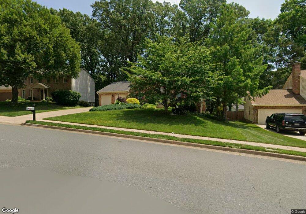 9708 Doulton Ct, Fairfax, VA 22032 - photo 1