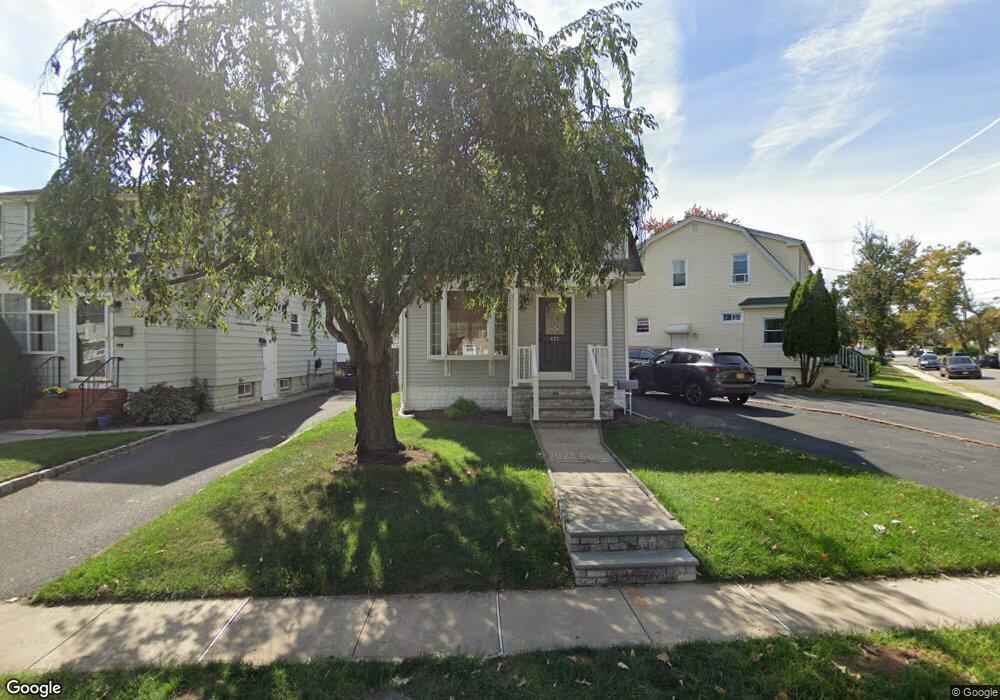 437 Wheatsheaf Rd, Roselle, NJ 07203 - photo 1