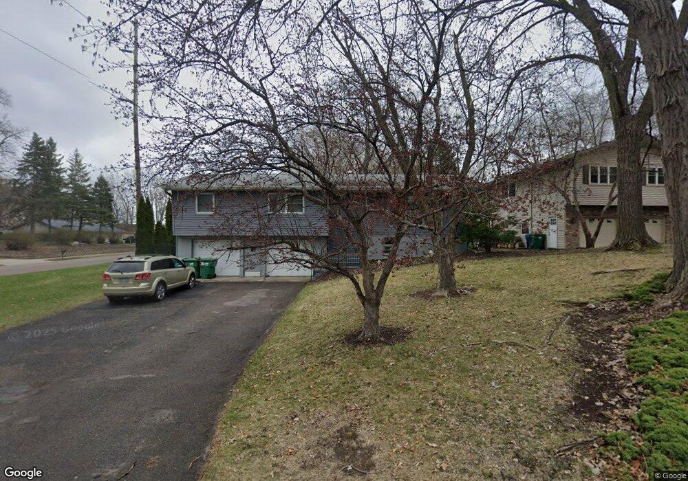 7280 W Timber Ln, Maple Grove, MN 55369 - photo 1