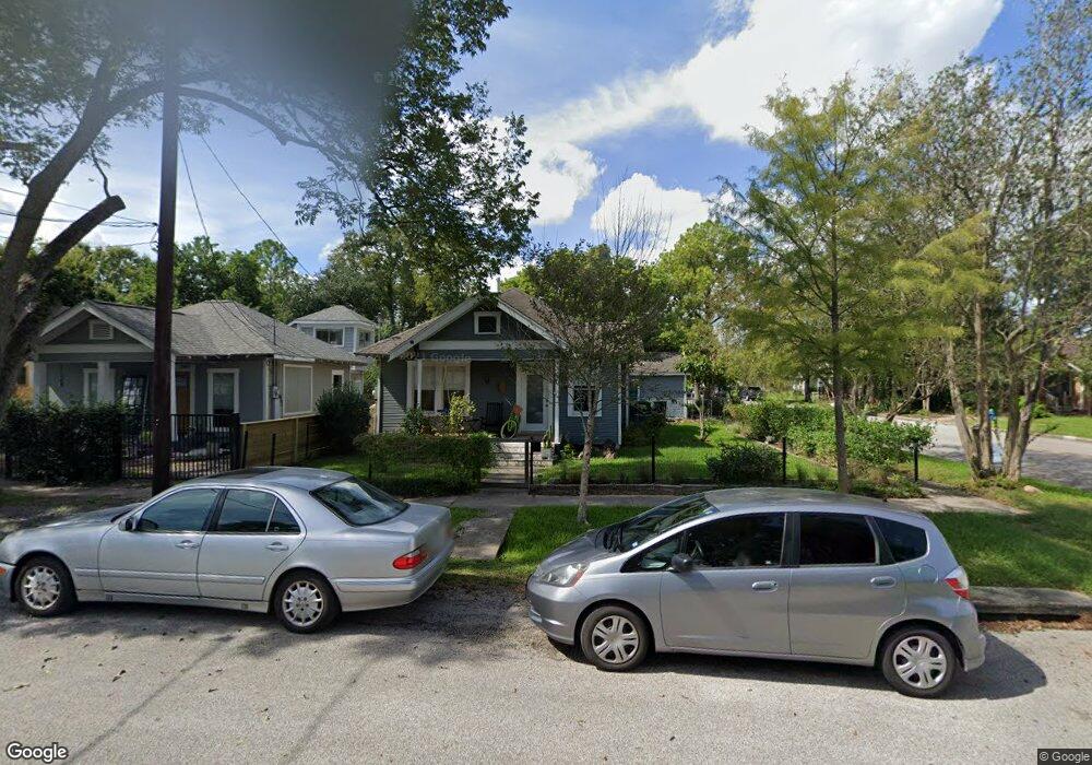 1349 Beverly St, Houston, TX 77008 - photo 1