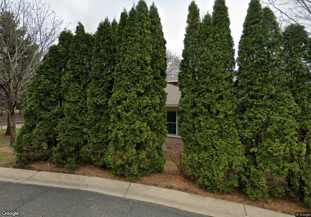 5207 Spring Cir, Excelsior, MN 55331 - photo 1