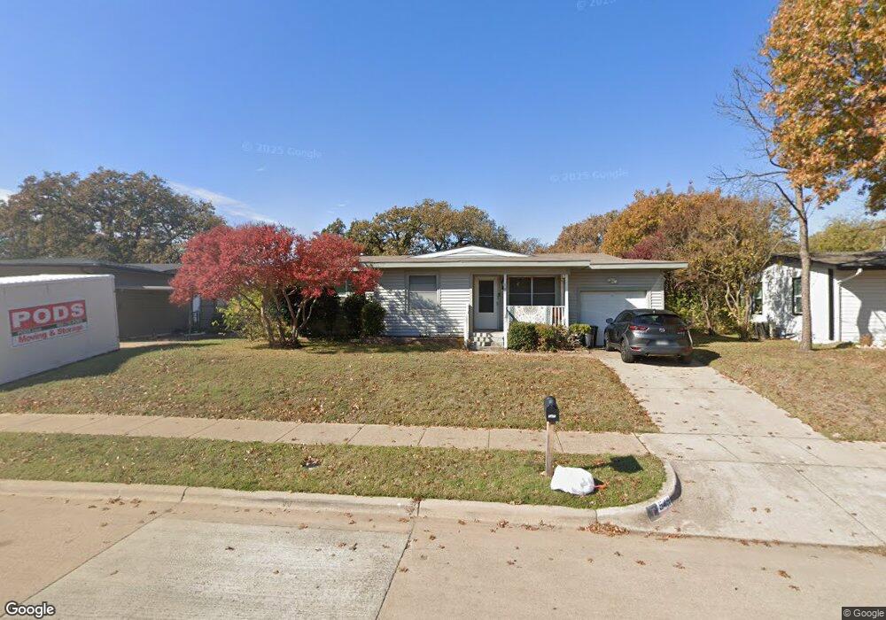 545 Buena Vista Dr, Hurst, TX 76053 - photo 1