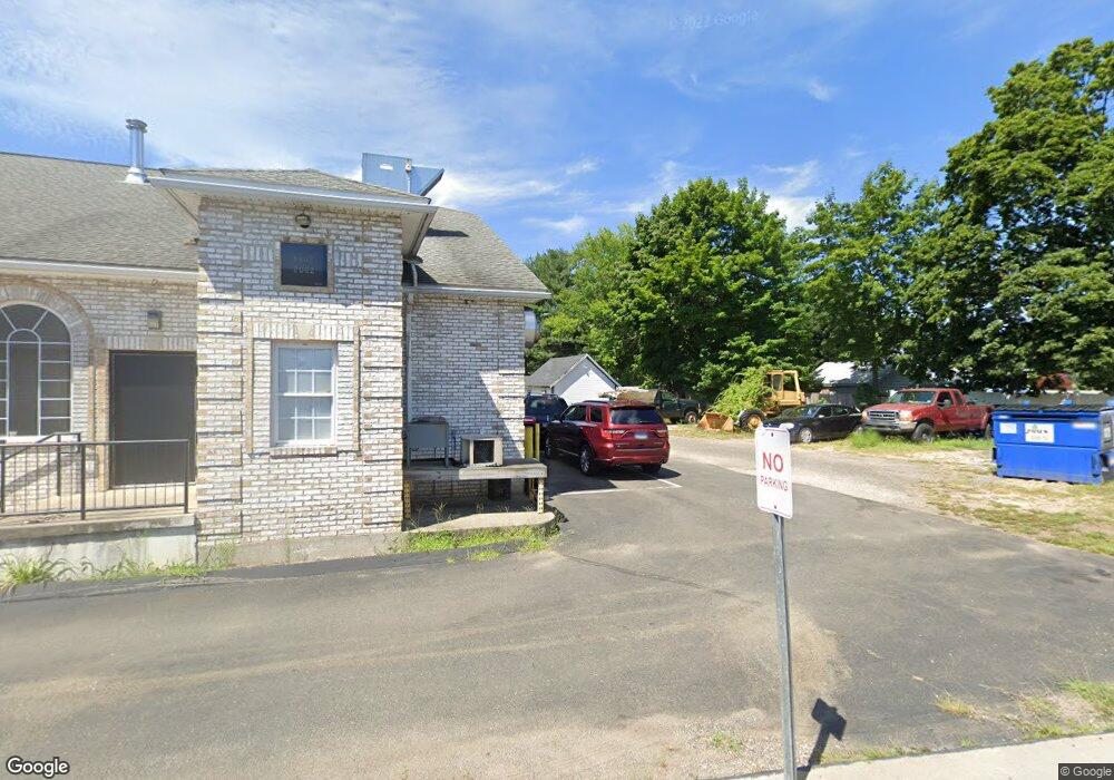 498 Spring St, Windsor Locks, CT 06096 - photo 1