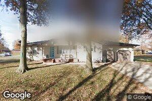 307 S A St, Bartelso, IL 62218
