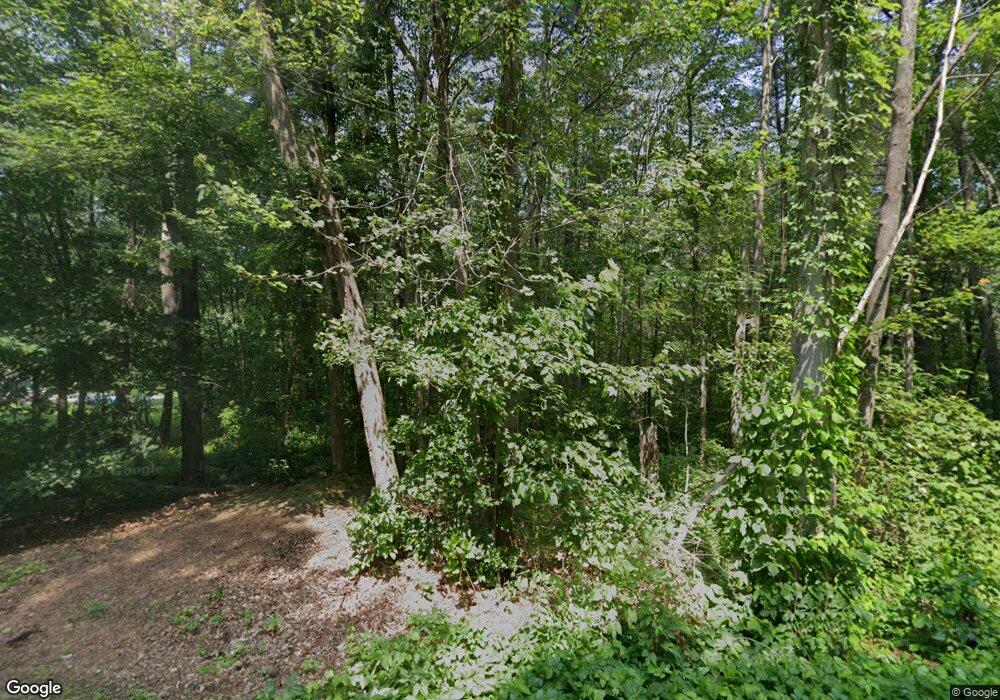 10 Hazelwood Dr, Hudson, NH 03051 - photo 1