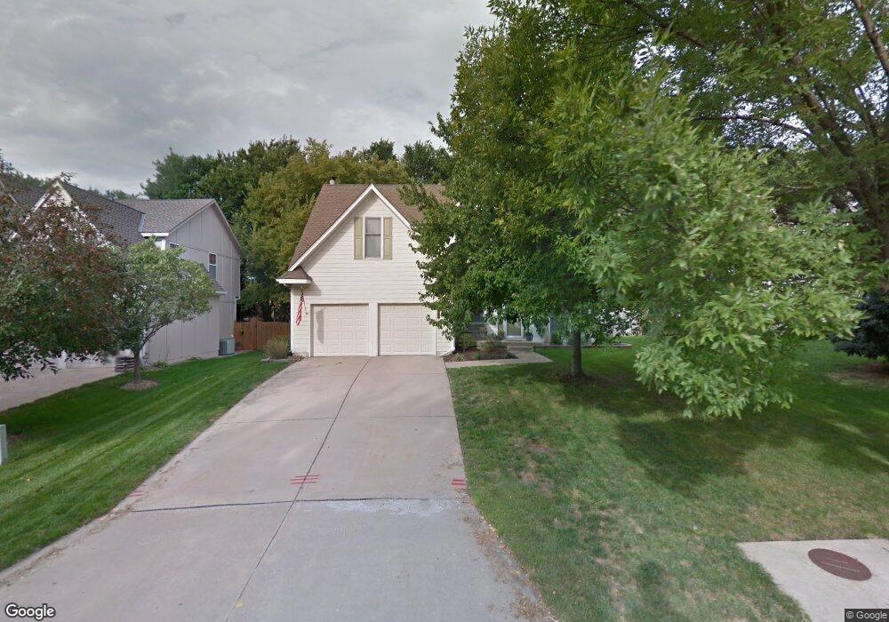 8414 Lakeview Ave, Lenexa, KS 66219 - photo 1