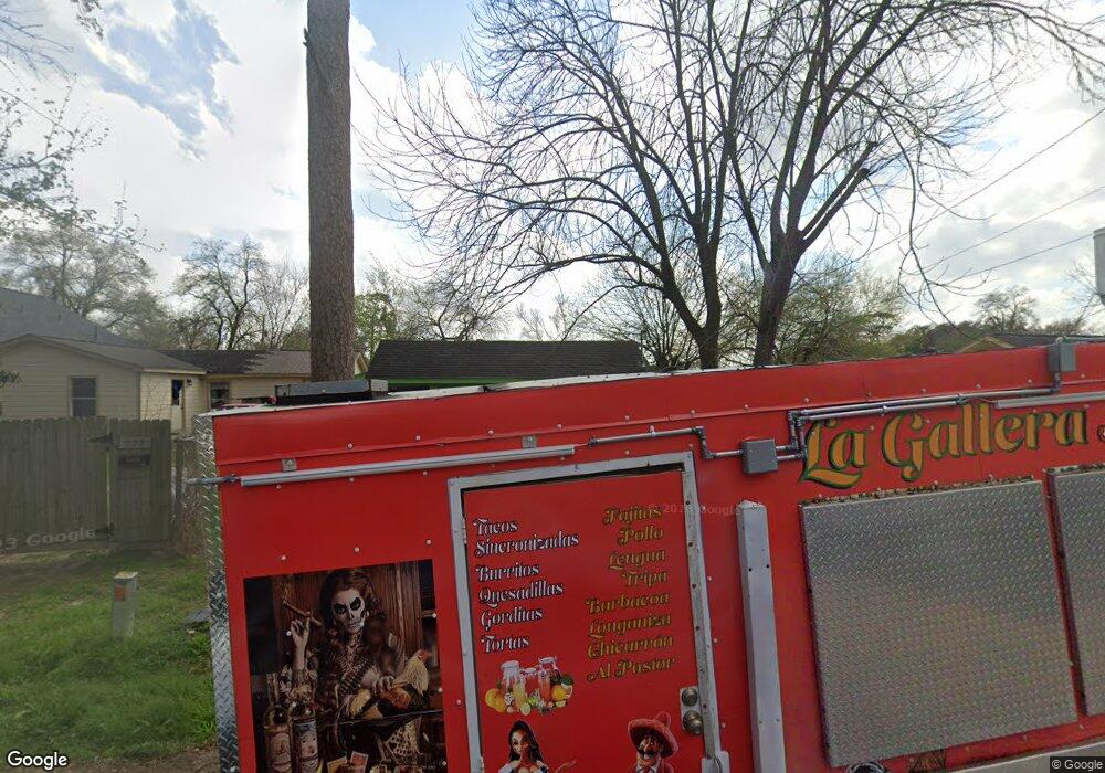 714 Warner St, Houston, TX 77022 - photo 1