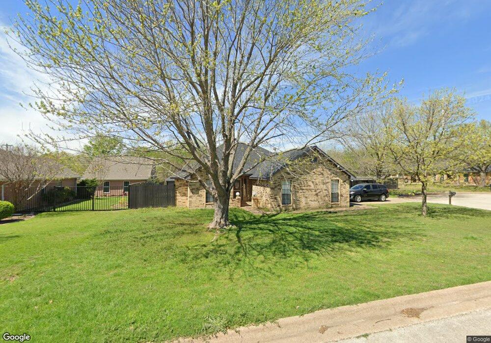 112 Meadow Creek Dr, Weatherford, TX 76085 - photo 1