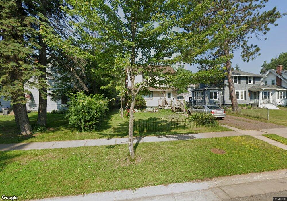 1827 Wallace Ave, Duluth, MN 55803 - photo 1