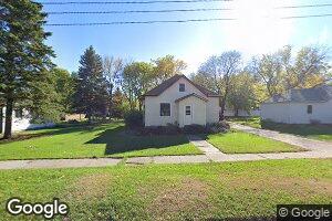 209 E Park Ave, Howard, SD 57349