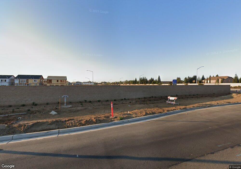 2977 N Vahe Ave, Fresno, CA 93737 - photo 1