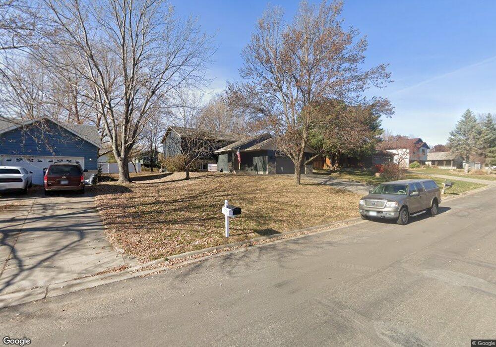 1129 10th Ave N, Sauk Rapids, MN 56379 - photo 1