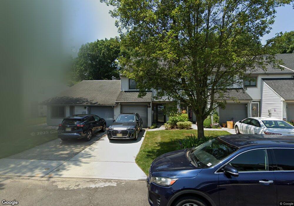 23 Lexington Cir, Matawan, NJ 07747 - photo 1