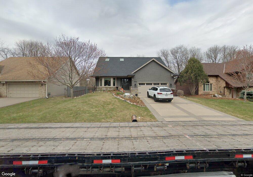 5906 Red Cherry Ln, Minnetonka, MN 55345 - photo 1