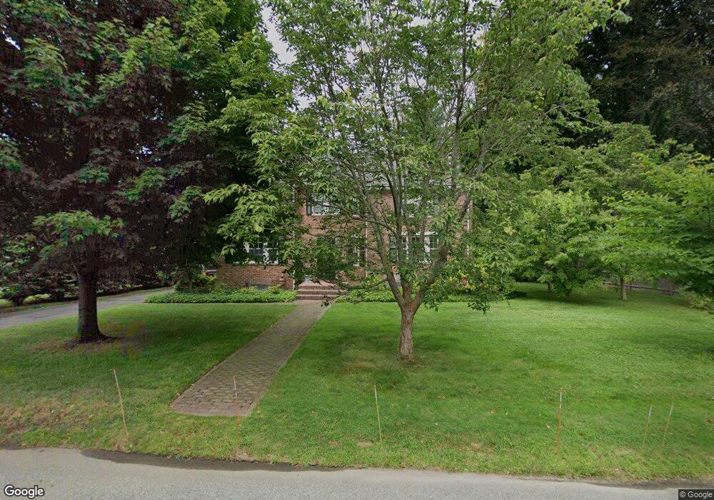 30 Amherst Rd, Wellesley, MA 02482 - photo 1