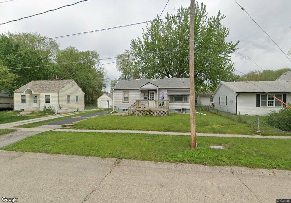 2338 Lyon St, Des Moines, IA 50317 - photo 1