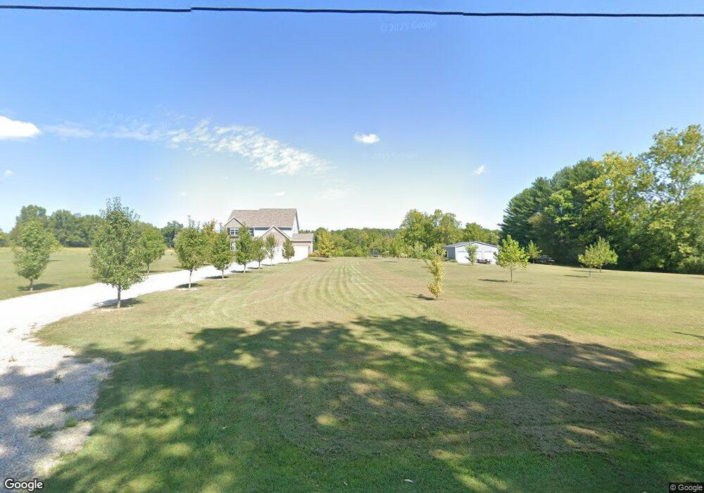 7780 W Deaver Rd, Columbus, IN 47201 - photo 1