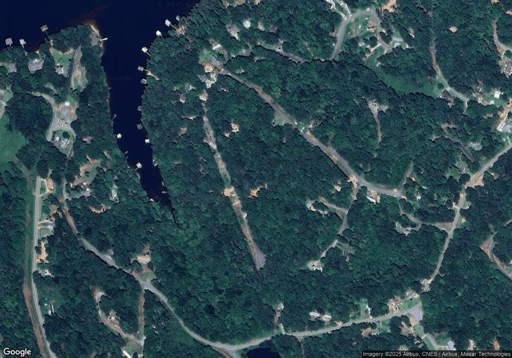 475 Cardinal Ln, Toccoa, GA 30577 - photo 1