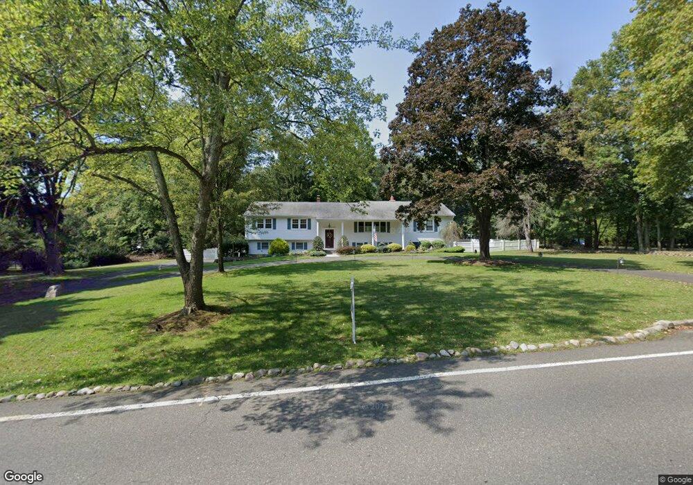 547 E Saddle River Rd, Upper Saddle River, NJ 07458 - photo 1