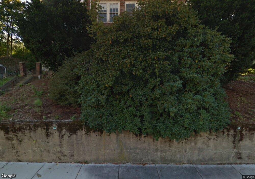 284 Vinton St, Melrose, MA 02176 - photo 1