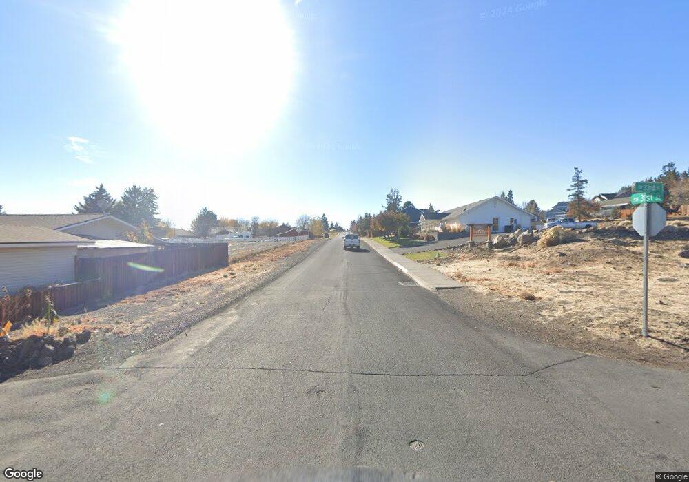 3252 SW Timber Ave, Redmond, OR 97756 - photo 1