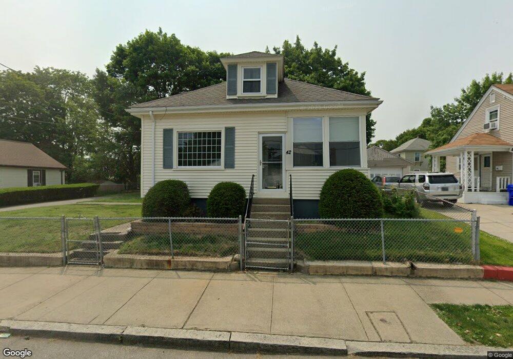 42 Rushmore Ave, Providence, RI 02909 - photo 1