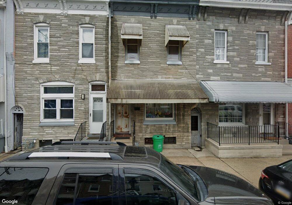 1305 N 10th St, Reading, PA 19604 - photo 1