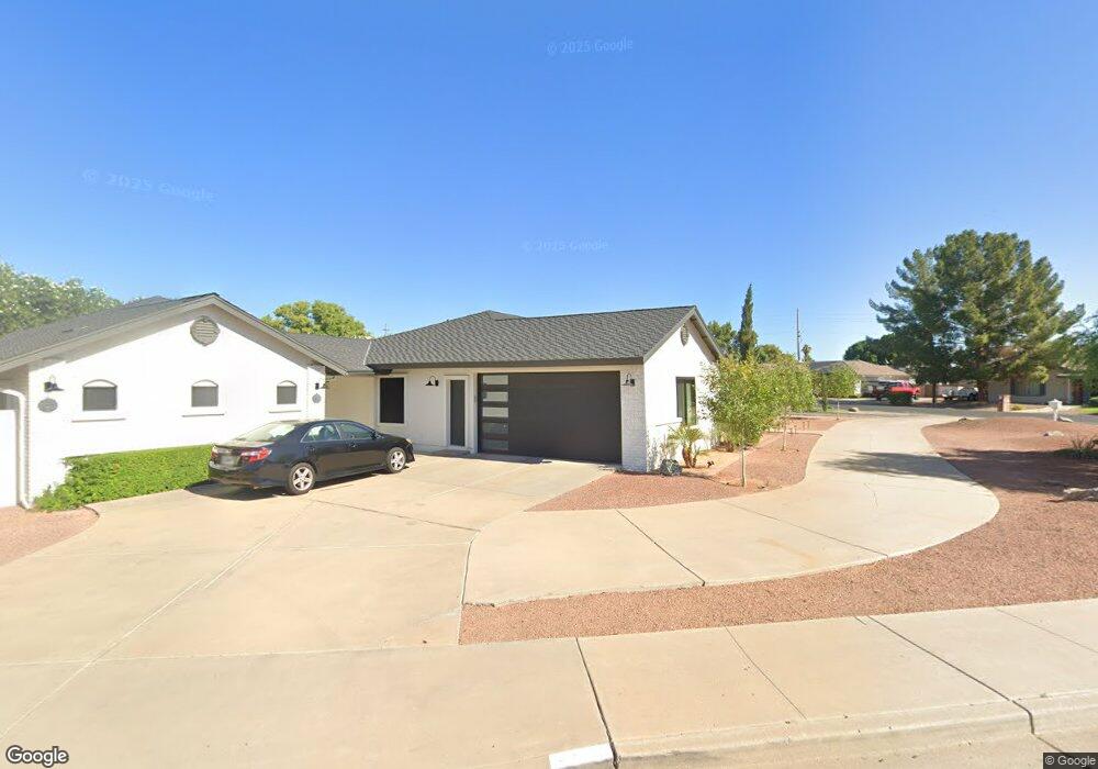 848 S Winthrop Cir, Mesa, AZ 85204 - photo 1