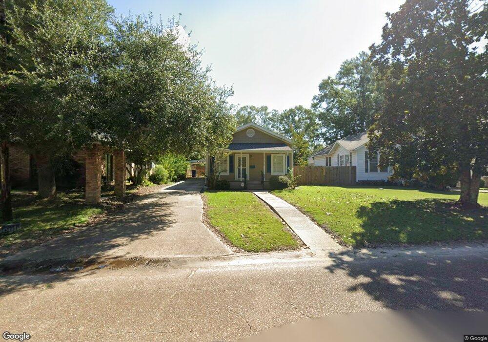 112 N Division St, Deridder, LA 70634 - photo 1