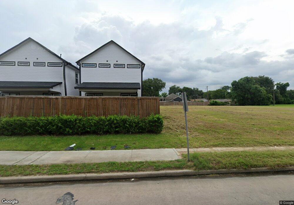 6470 W T c Jester Blvd, Houston, TX 77091 - photo 1