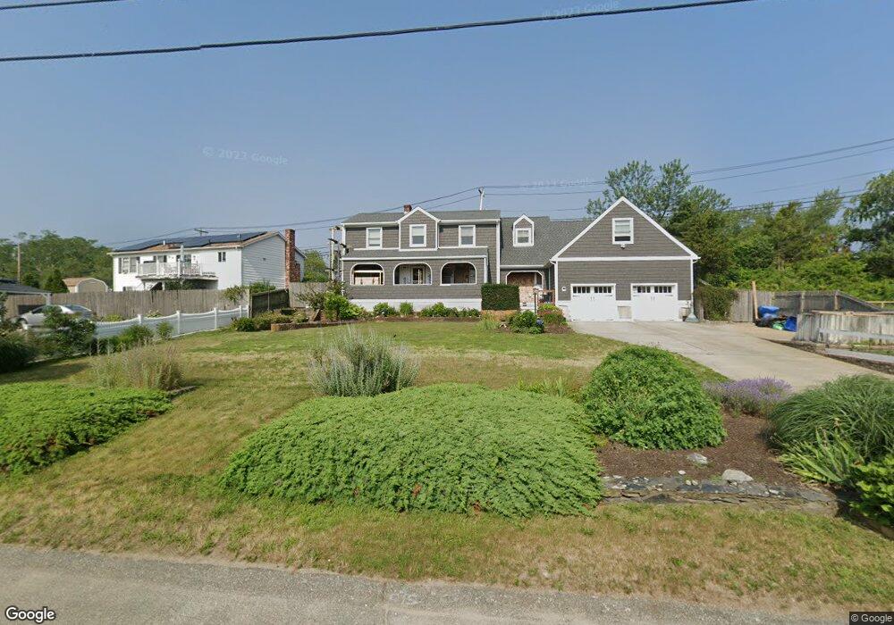 38 Sagamore St, Portsmouth, RI 02871 - photo 1