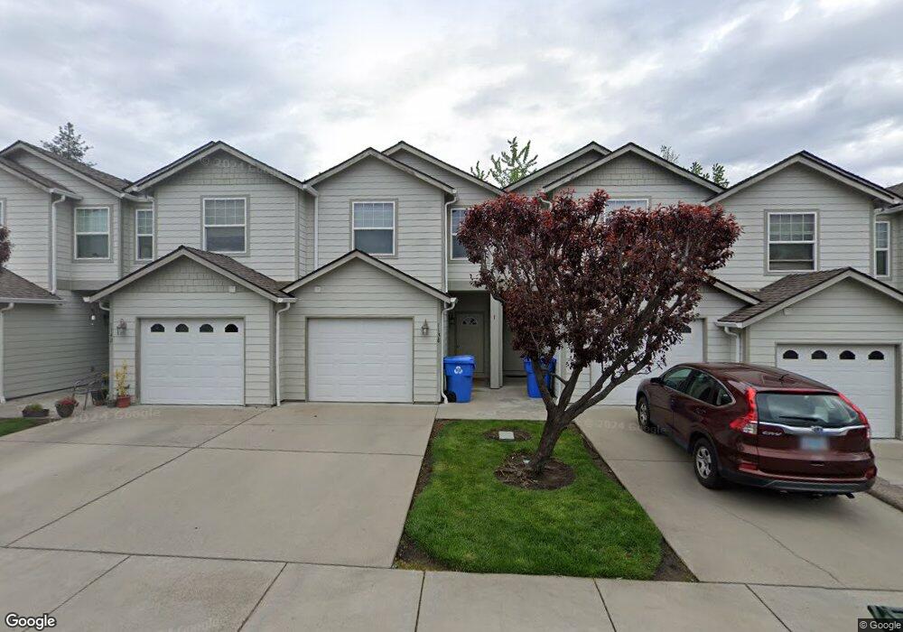 1138 SW Lafayette Dr, Grants Pass, OR 97527 - photo 1