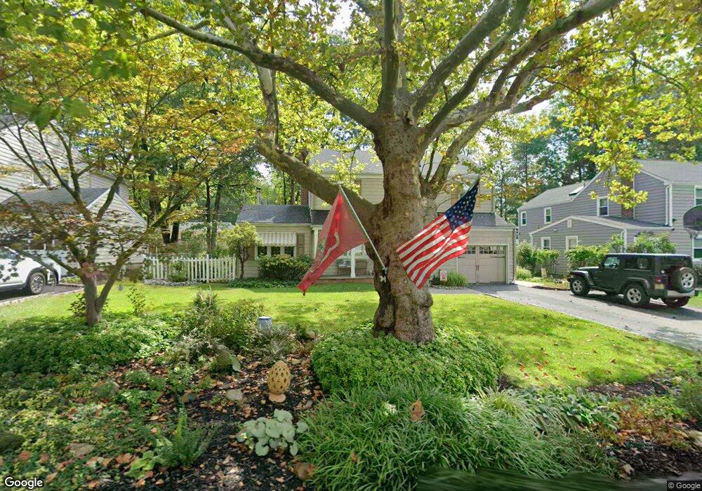 34 Wellington Rd, Livingston, NJ 07039 - photo 1