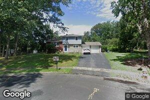 7 Iris Ct, Milltown, NJ 08850