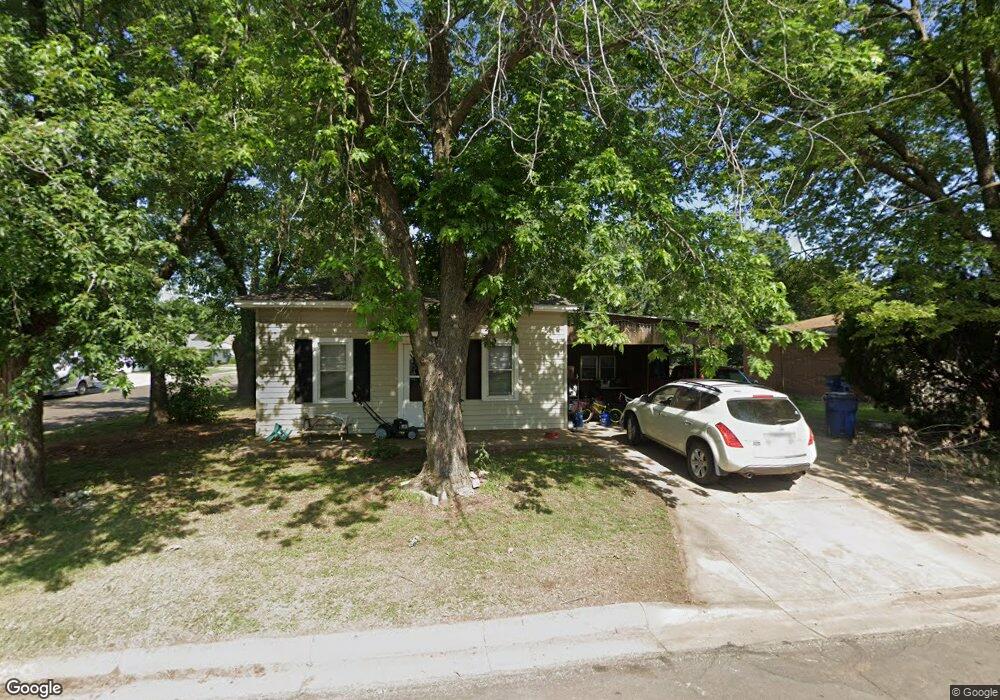 200 S 3rd St, Colwich, KS 67030 - photo 1