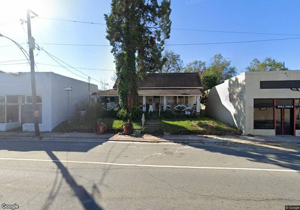 5 W Oak St, Mc Rae, GA 31055 - photo 1