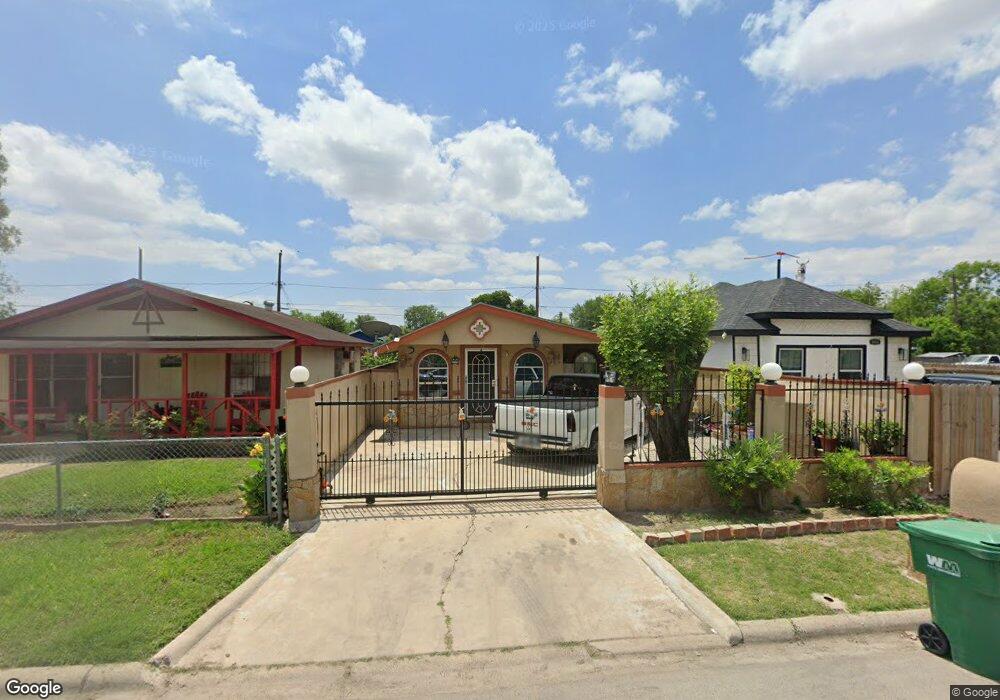 1004 E Villegas Ave, Pharr, TX 78577 - photo 1