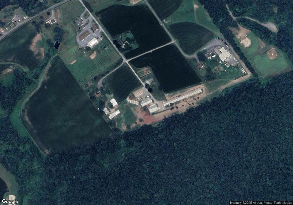 1021 Spruce Ln, Tamaqua, PA 18252 - photo 1