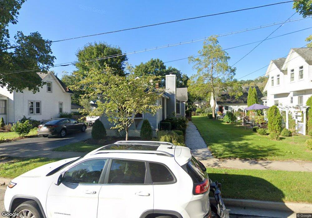 27 Division St, Algonquin, IL 60102 - photo 1