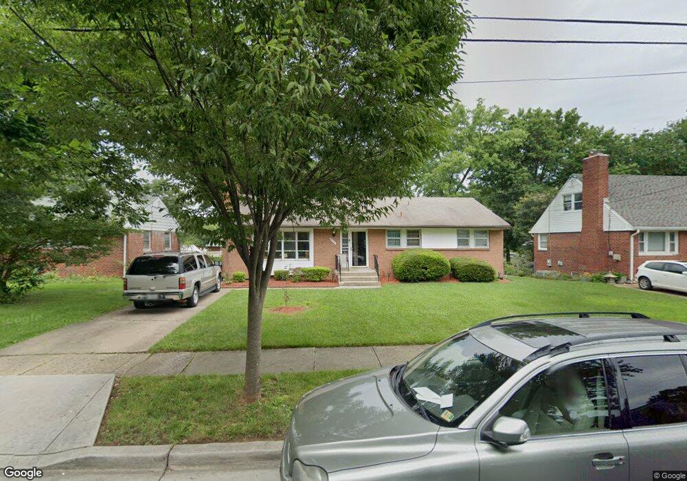 8510 Oliver St, New Carrollton, MD 20784 - photo 1