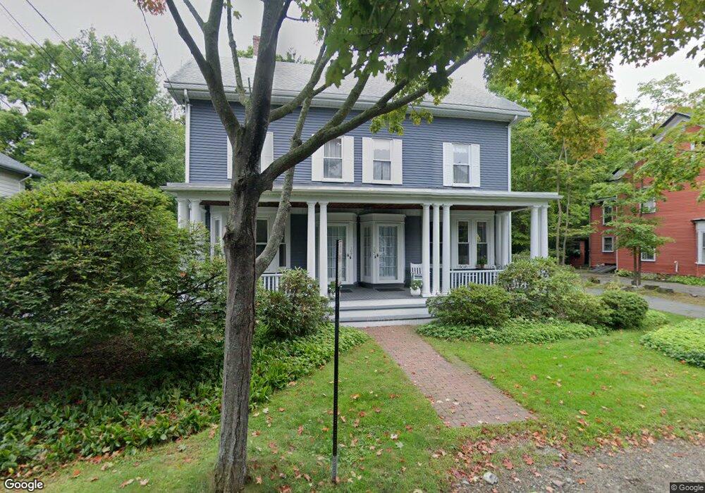 107 Central St unit 109, Auburndale, MA 02466 - photo 1