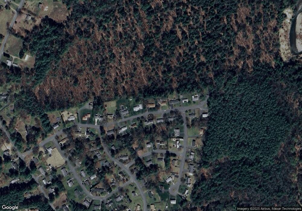 71 Lunt Dr, Greenfield, MA 01301 - photo 1