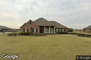 185 Rue de Levert, Raceland, LA 70394