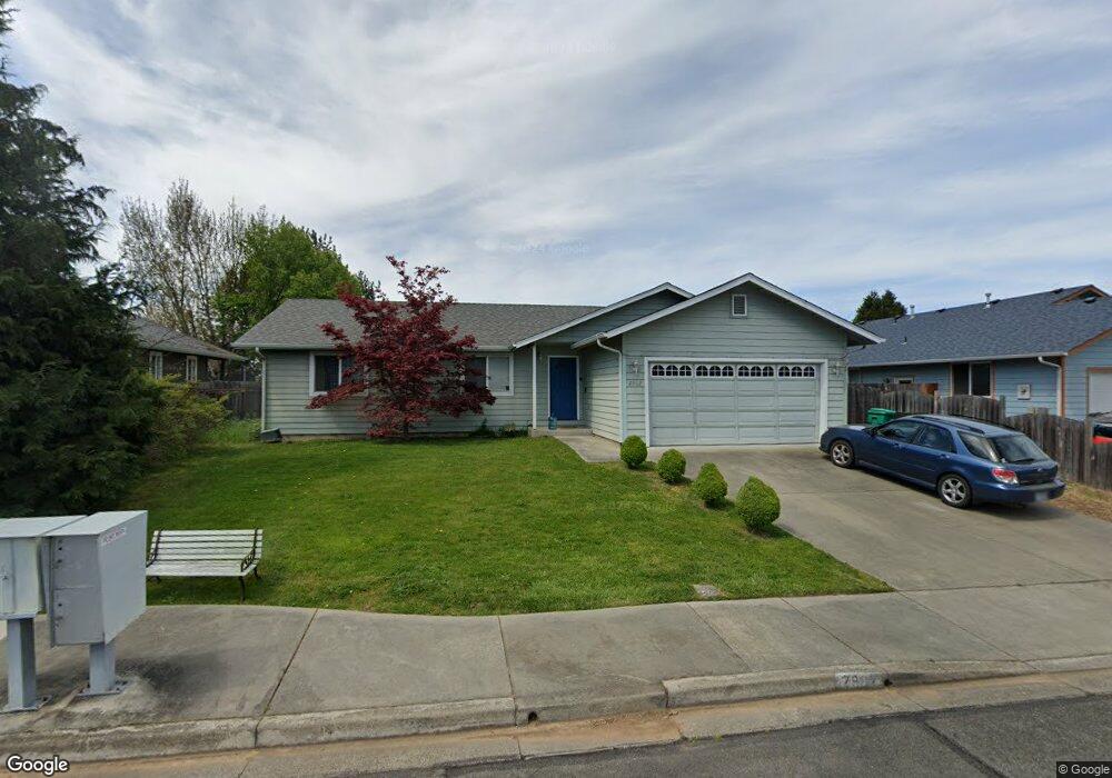 2902 Galaxy Way, Grants Pass, OR 97527 - photo 1