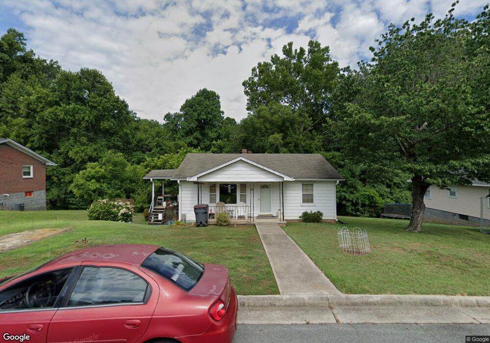 517 Sands Cir, Reidsville, NC 27320 - photo 1