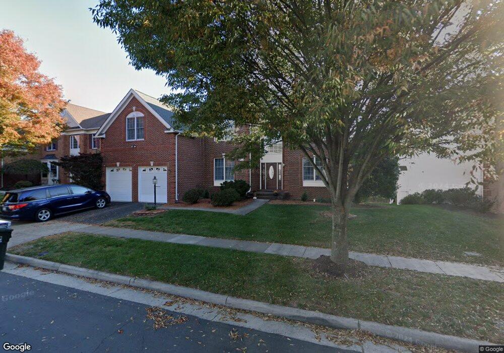 43256 Valiant Dr, Chantilly, VA 20152 - photo 1