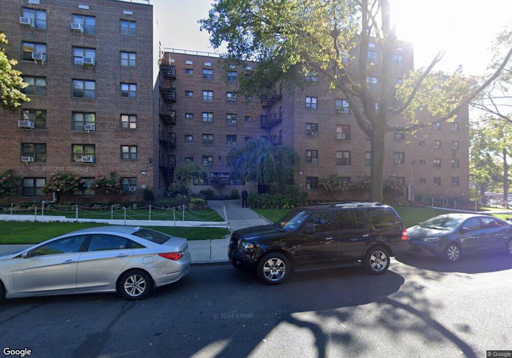 8719 204th St unit A25, Hollis, NY 11423 - photo 1