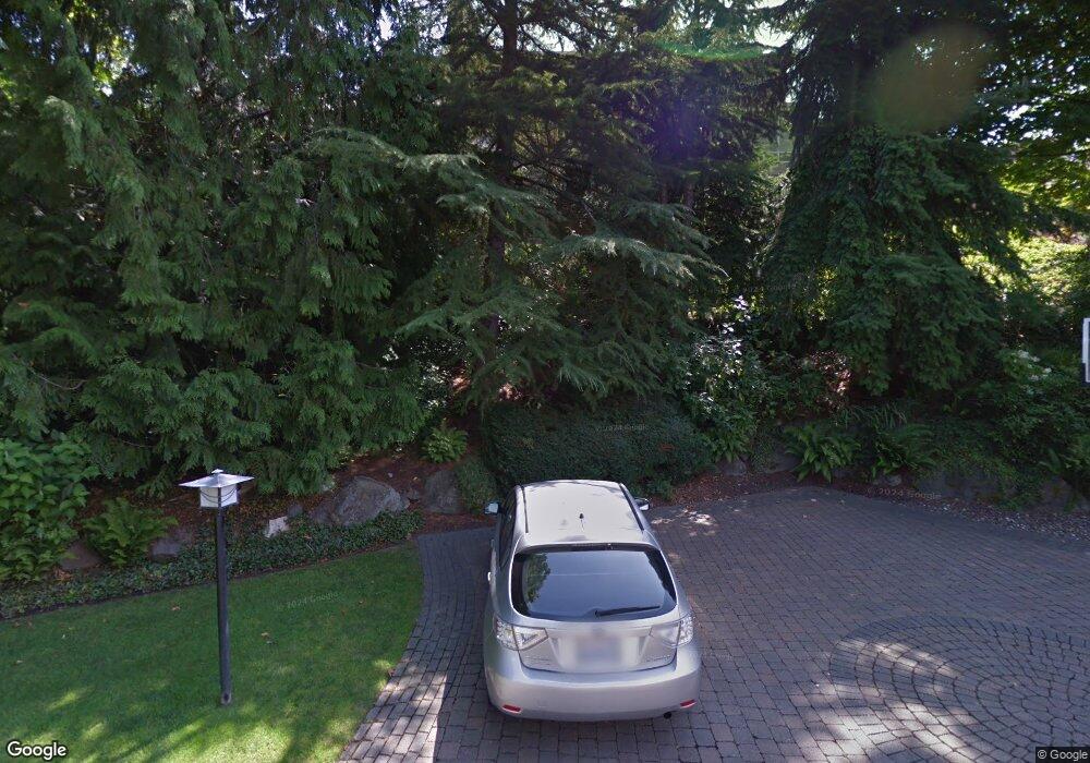 6138 W Mercer Way, Mercer Island, WA 98040 - photo 1