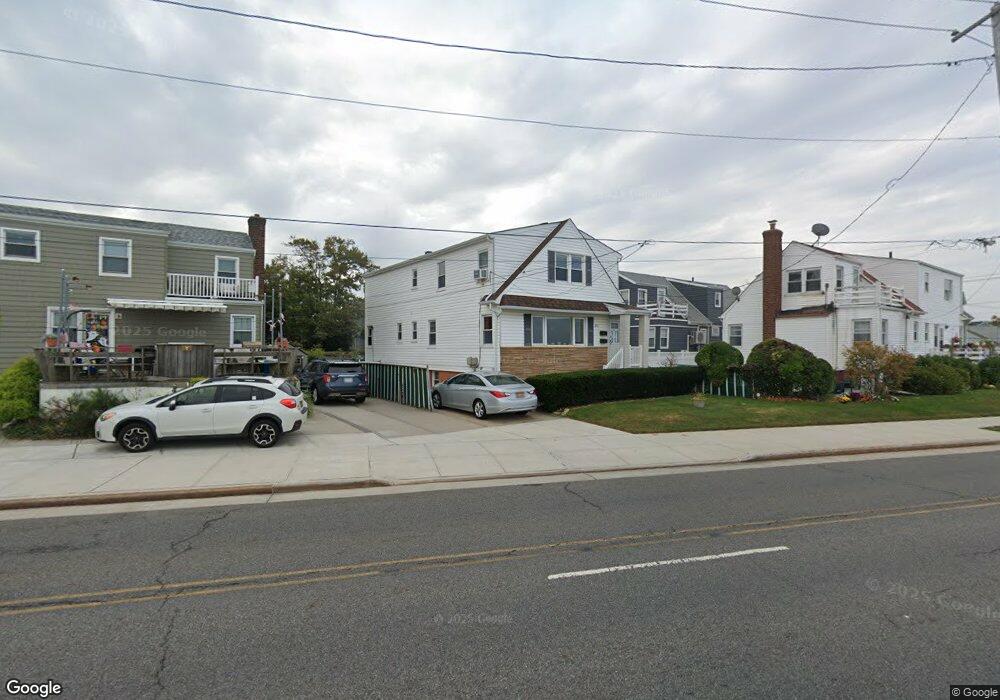 11911 Beach Channel Dr, Far Rockaway, NY 11694 - photo 1